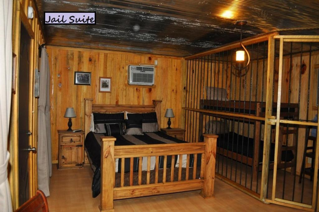 Hotel Diamonds Old West à Murfreesboro Extérieur photo