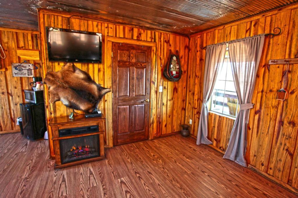 Hotel Diamonds Old West à Murfreesboro Extérieur photo
